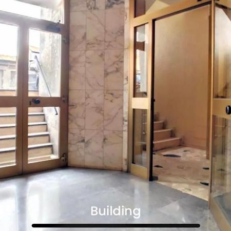 Metro Famagosta - Luminoso Appartamento Con Balcone Free Wifi & Parking Milaan Buitenkant foto